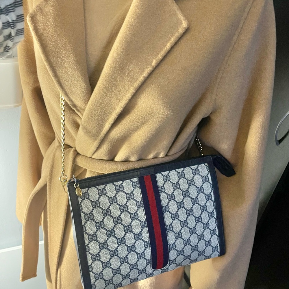 Authentic Gucci vintage web sherry line clutch bag 001.104.0915 (D7090) - Picture 2 of 15